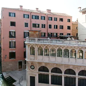 Aparthotel Corte Grimani, Venice
